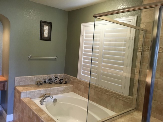 Building Photo - 2645 Castle Haven Ct