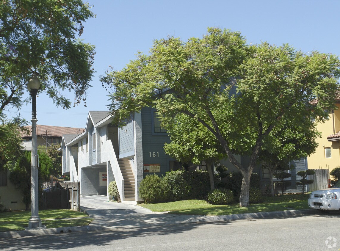 Building Photo - 161 S Junipero Serra Dr