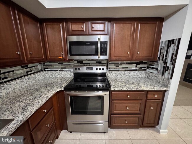 Building Photo - 8001 Greenspring Way