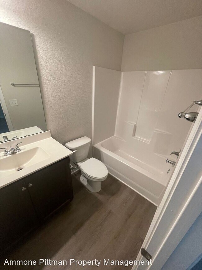 Building Photo - 2 br, 2.5 bath House - 2020 Wiggins Village
