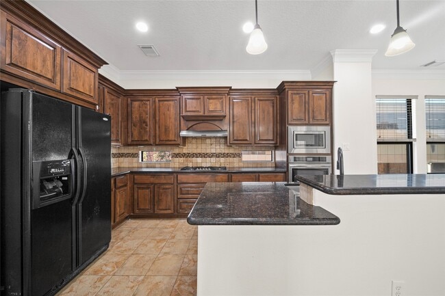 Building Photo - 7130 Laguna Villas