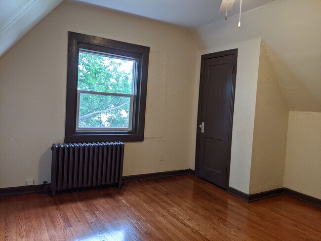 Foto del edificio - 1025 N 24th St