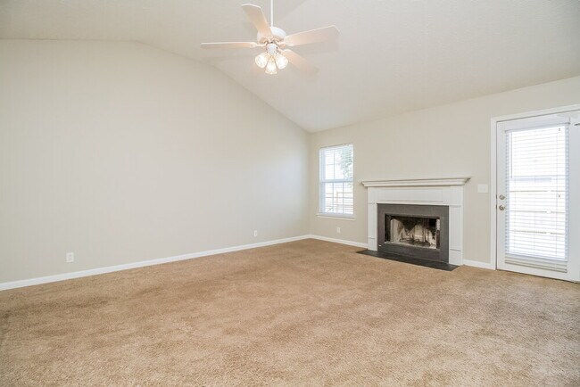 Foto del edificio - 3221 Lexmark Cir