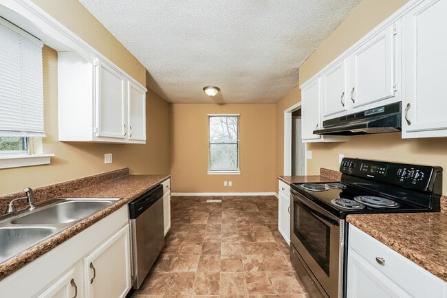 Building Photo - 3015 Apple Valley Ln