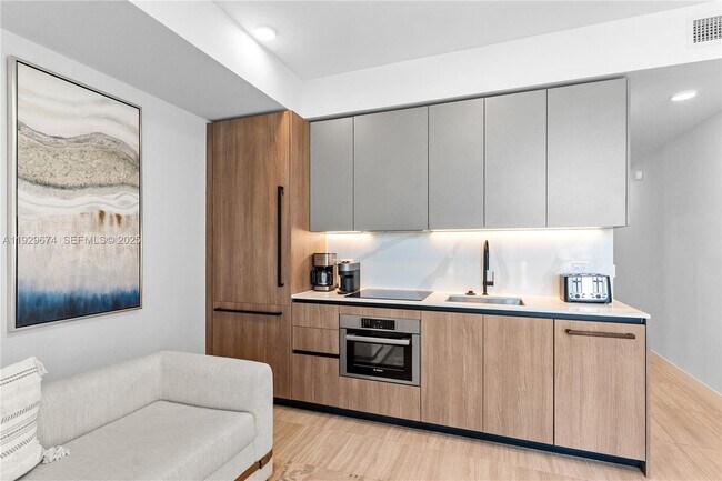 Foto del edificio - 580 72nd St