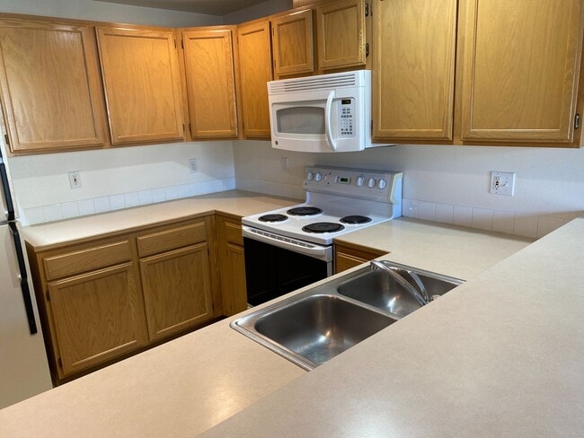 Building Photo - Nice Three Bedroom in Sedro Woolley