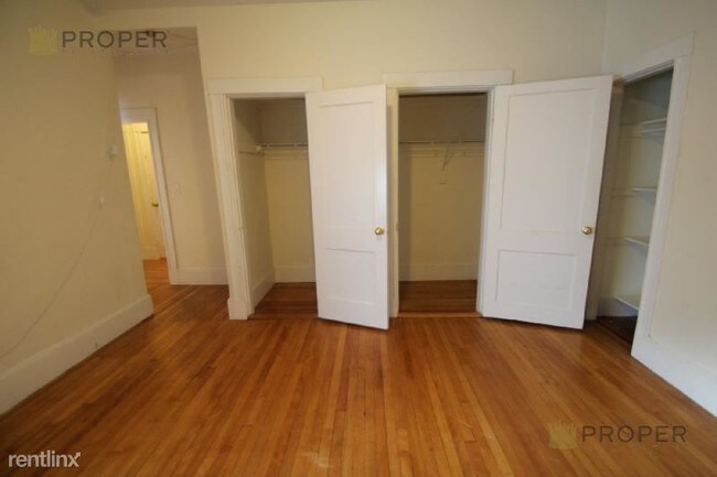 Foto del edificio - 2 br, 1 bath  - 17 Fairbanks St # 45