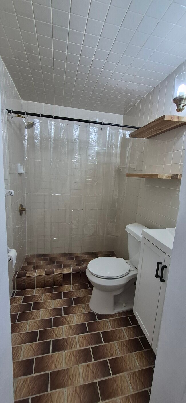 Foto del edificio - 17152 NE 3rd Ct