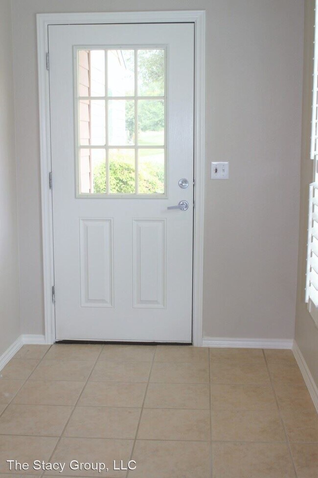 Building Photo - 2 br, 2 bath House - 117 Honey Creek Trail