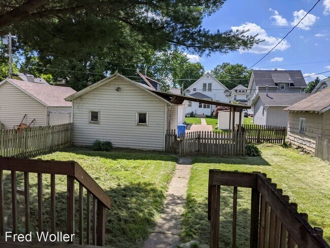 Foto del edificio - 3 br, 1 bath House - 1181 - 26th St. A