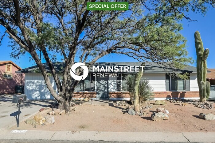 Foto principal - 3 Bedroom Pet-Friendly Home in Tucson, AZ ...