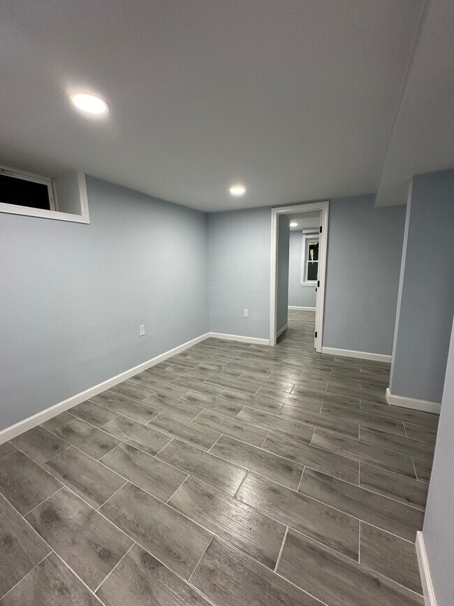 Building Photo - 91 Lebanon St