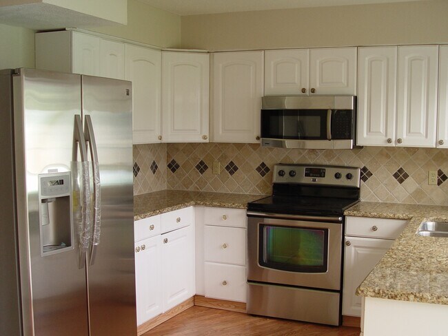 Building Photo - 2812 Cantrell St