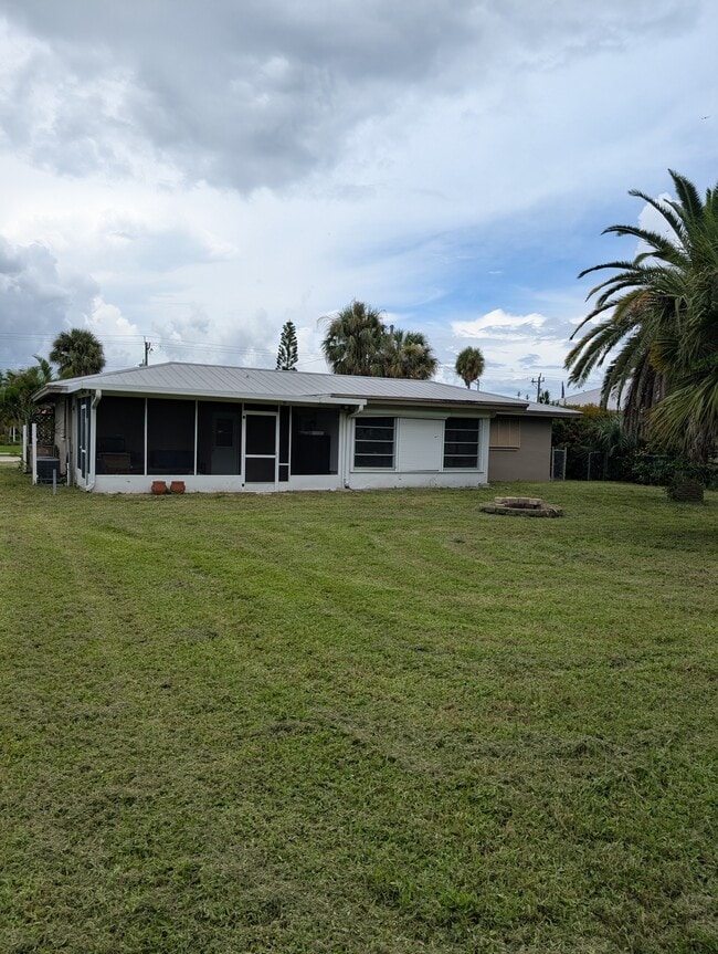 Building Photo - 216 El Dorado Pky W