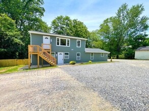 Building Photo - 268 Sand Hill Rd