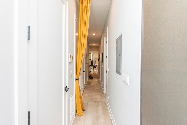 Foto del edificio - 1638 N Sedgwick St