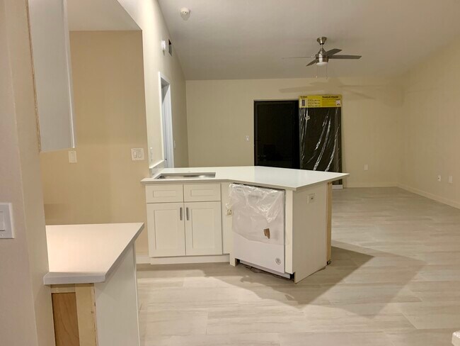 Building Photo - 5711 Deer Hollow Trail
