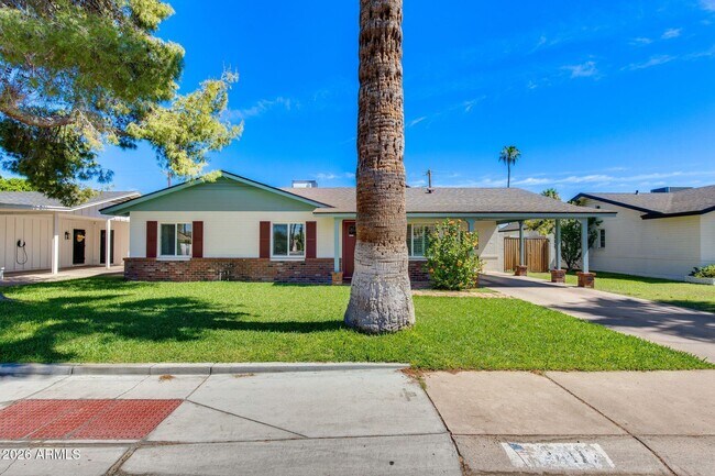 Foto del edificio - 3412 E Turney Ave