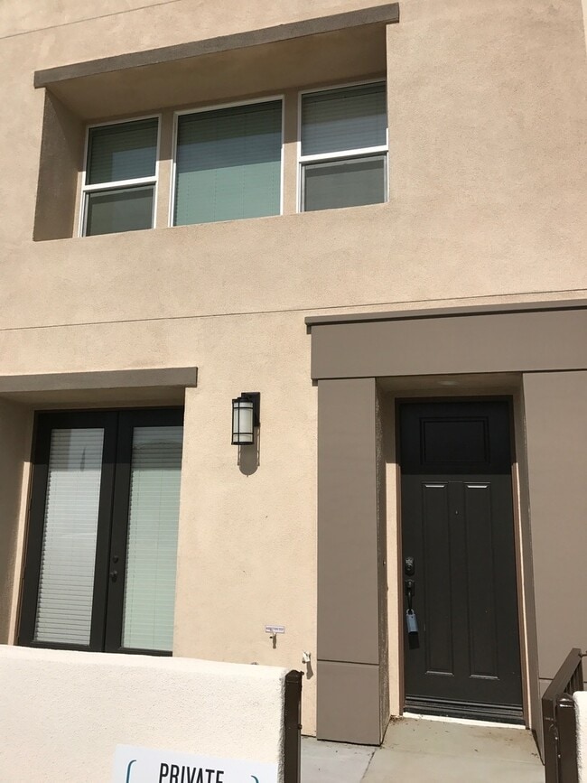Building Photo - 555 W Foothill Blvd