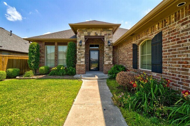 Foto del edificio - 232 SW 169th St