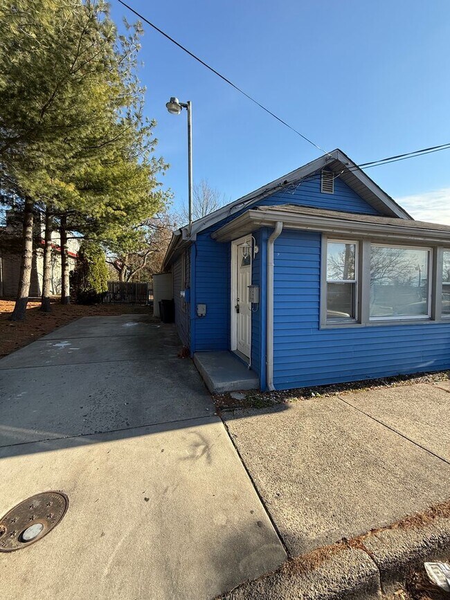 Photo - 15 Deming Ave House