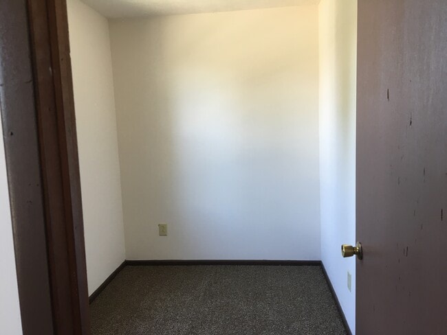 Bonus Room - 250 S Liberty St