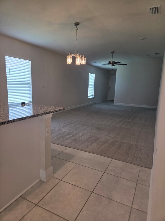 Building Photo - 3747 Sagefield Dr