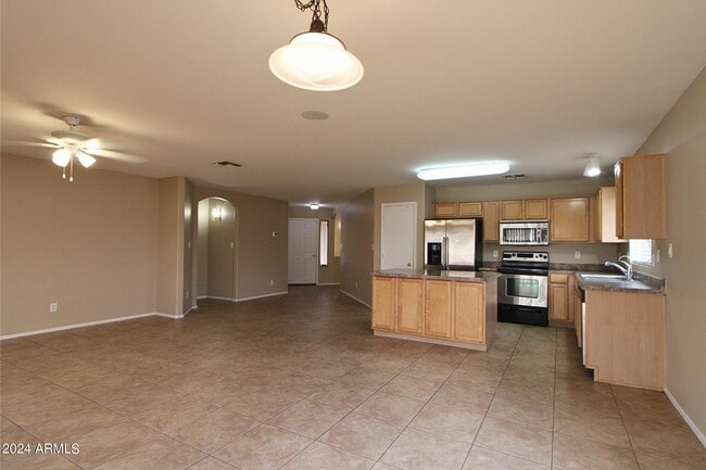 Building Photo - 14931 Gil Balcome Ln