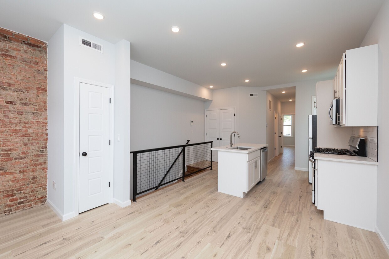 Foto principal - 2911 W Clearfield St