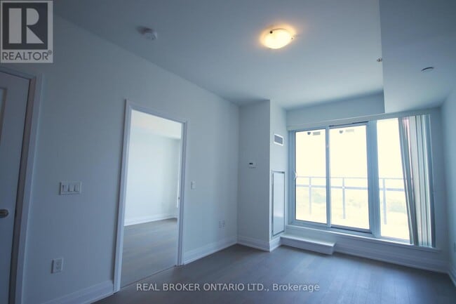 Building Photo - 20 Shore Breeze Dr