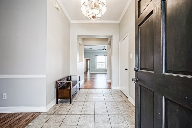 Building Photo - 1523 Crescent Shores Ln