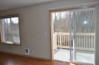 Building Photo - 4225 Wintergreen Cir