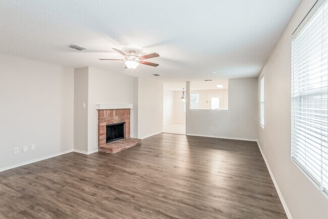 Building Photo - 3092 Coolwood Ln
