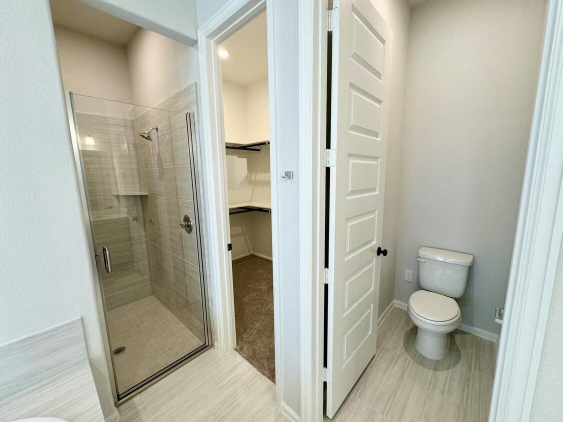 Foto del edificio - 31310 Wildflower Fld Ct