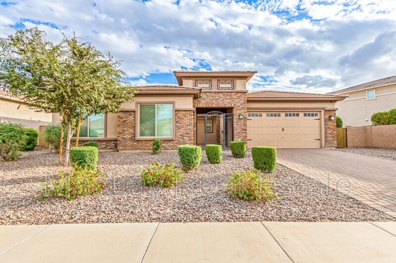 Foto principal - 3591 E Cassia Ln