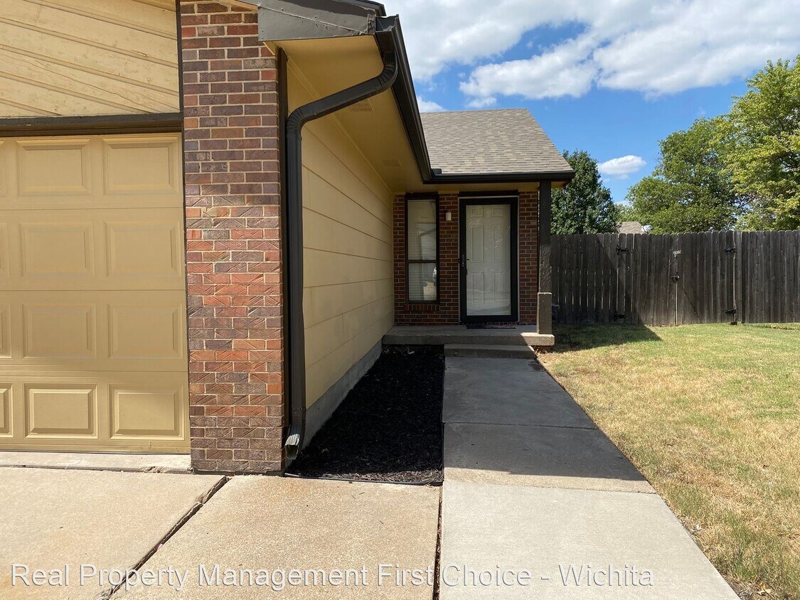 3 br, 1.5 bath House 9014 Bluestem St House for Rent in Wichita, KS
