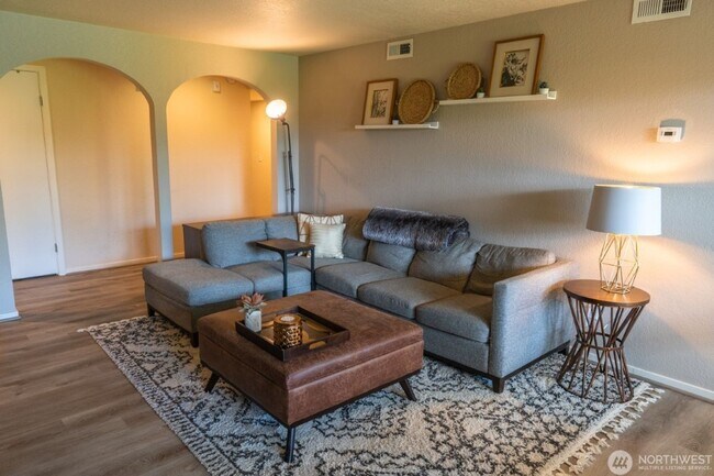 Foto del edificio - 2Bd/1.75Ba Kirkland Condo