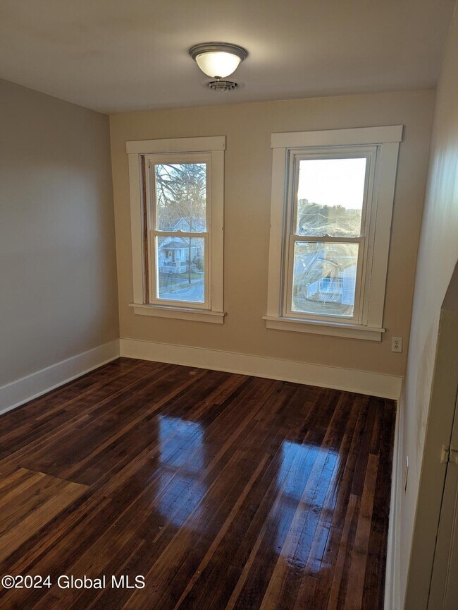 Foto del edificio - 1726 State St