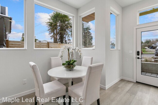 Foto del edificio - 3 br, 2.5 bath House - 7546 43rd Ave S, Un...
