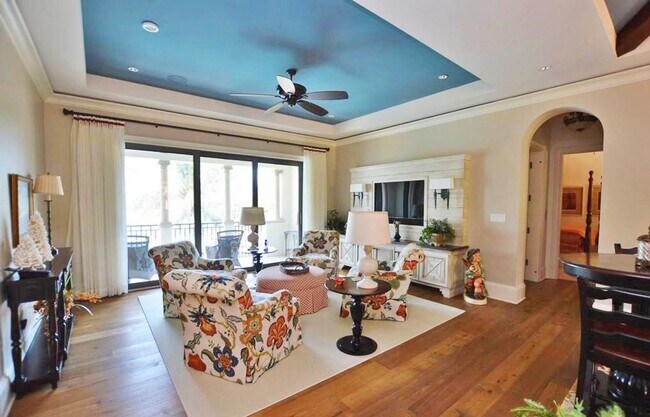 Building Photo - Prestigious Aqualane Shores - Pool Home --...