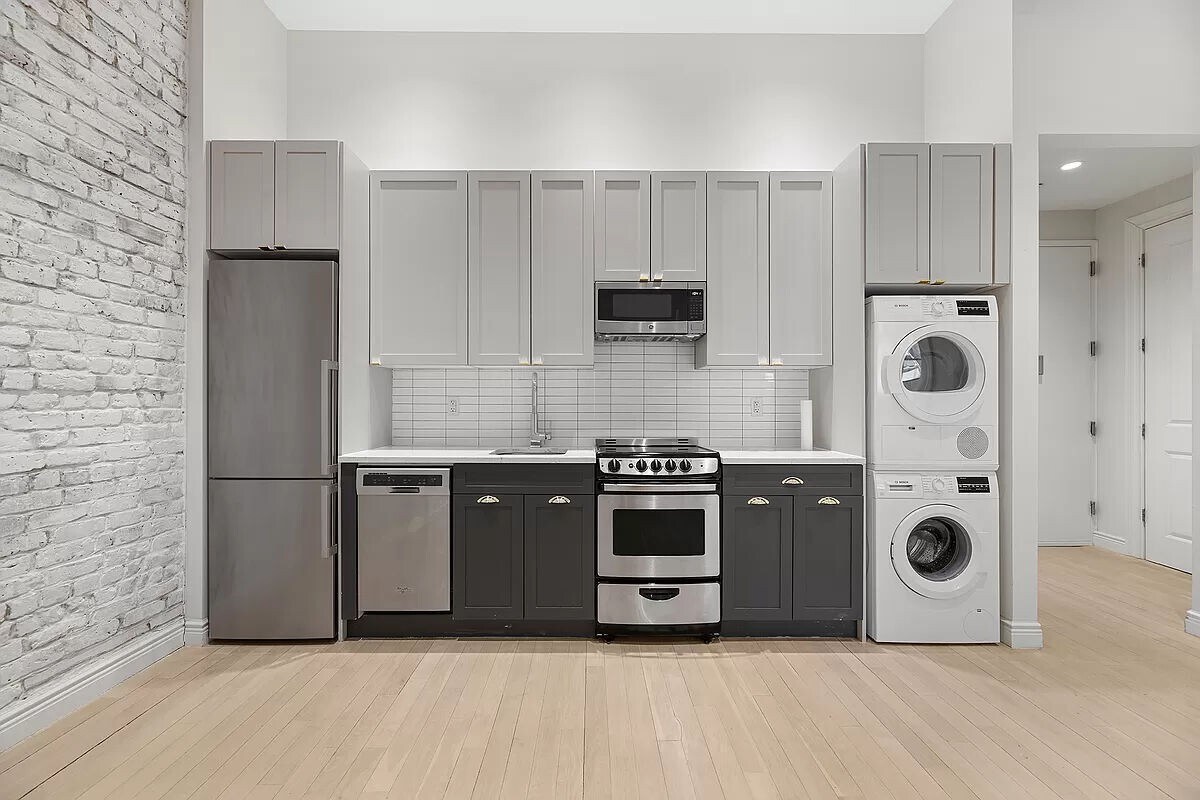 Foto del edificio - 51 West 11th Street