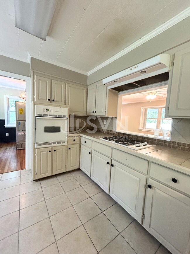 Foto del edificio - 2905 Riverside Dr