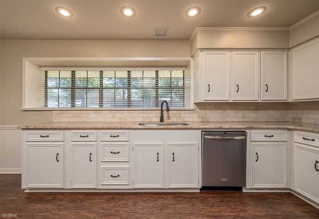 Building Photo - 3 br, 2 bath House - 225 Dublin