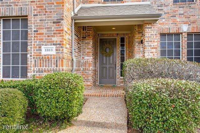Building Photo - 4 br, 4 bath House - 1313 Ashmore Drive
