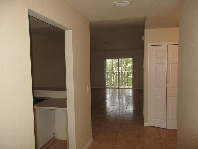 Building Photo - 1328 SE 8th Ave