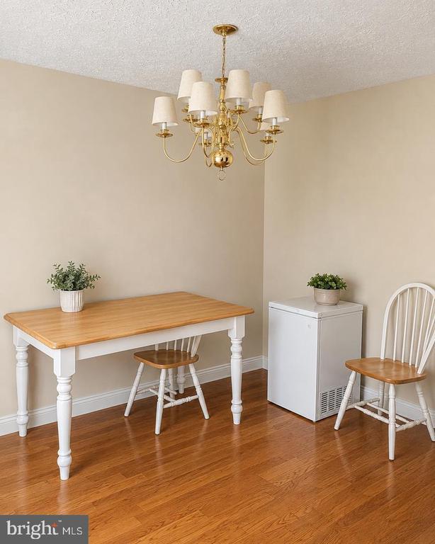 Foto del edificio - 3006 New Oak Ln