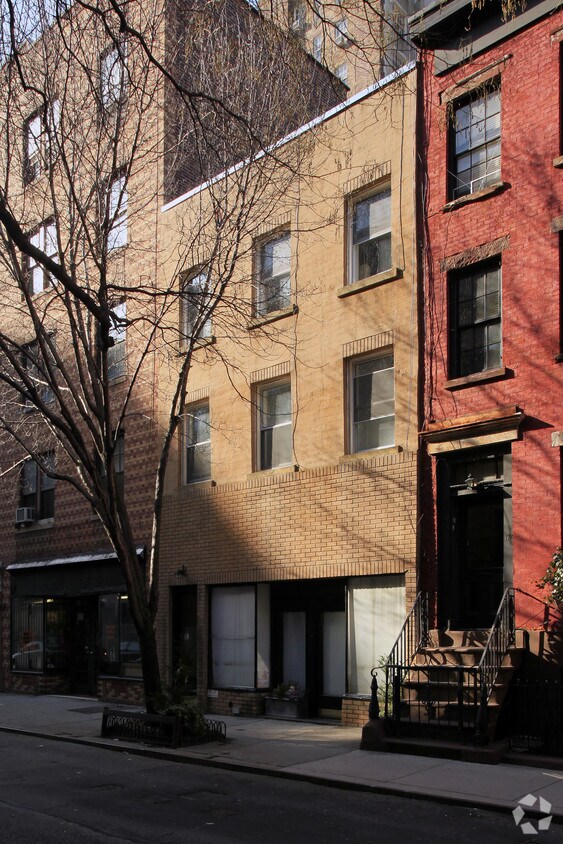 Foto principal - 174 Waverly Pl