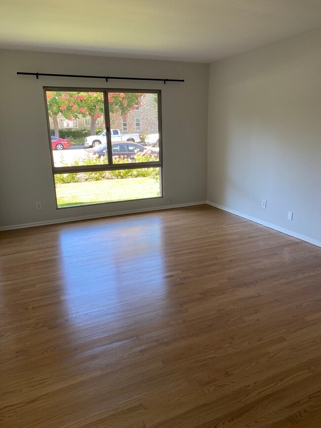 Living/Dining Area - 4360 Colfax Ave