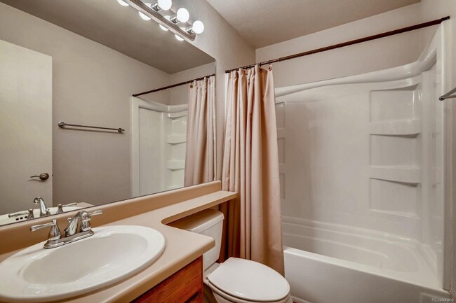 Building Photo - 7830 W 87th Dr