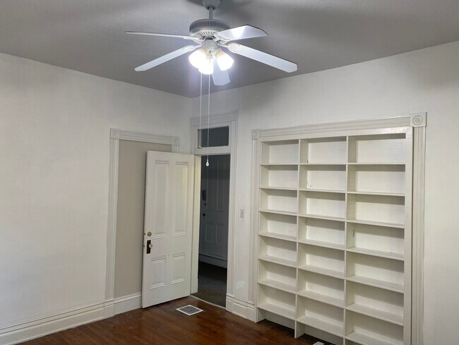 Building Photo - 4002 Southern Pky
